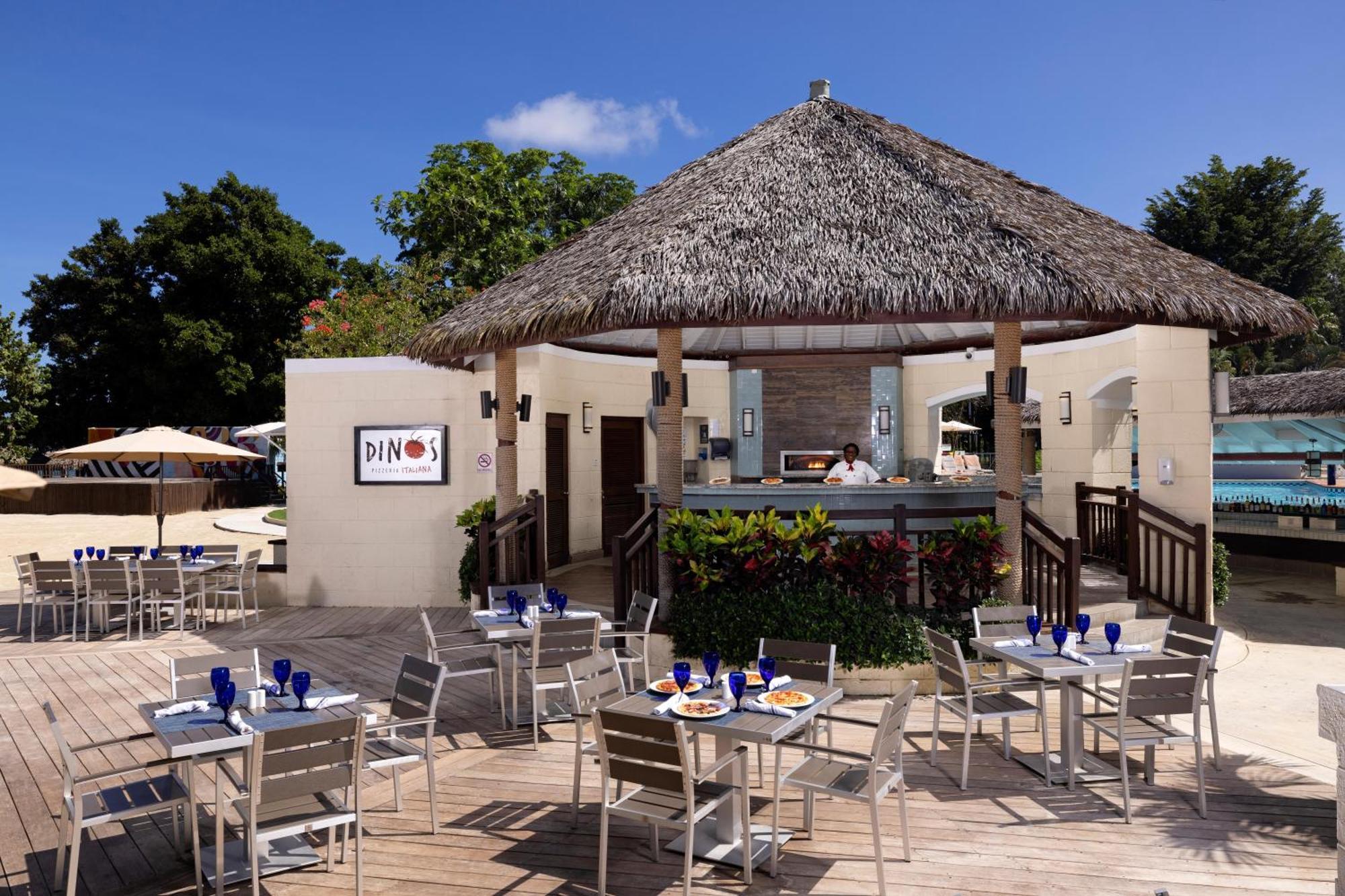 Beaches Negril Resort And Spa Extérieur photo