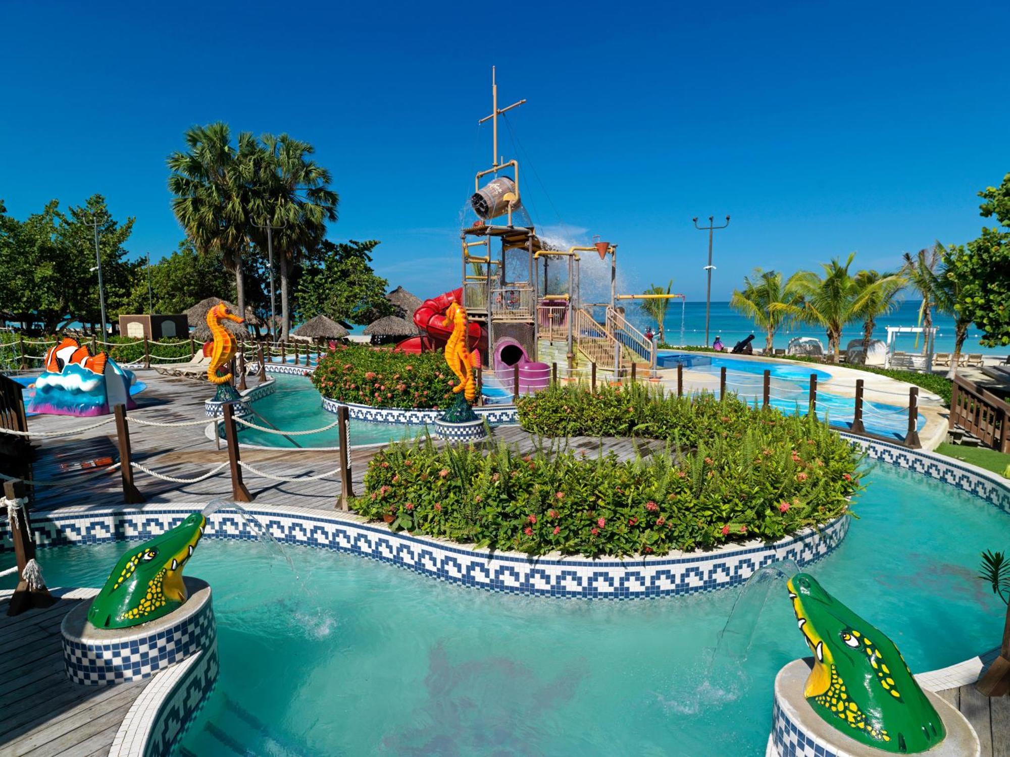Beaches Negril Resort And Spa Extérieur photo